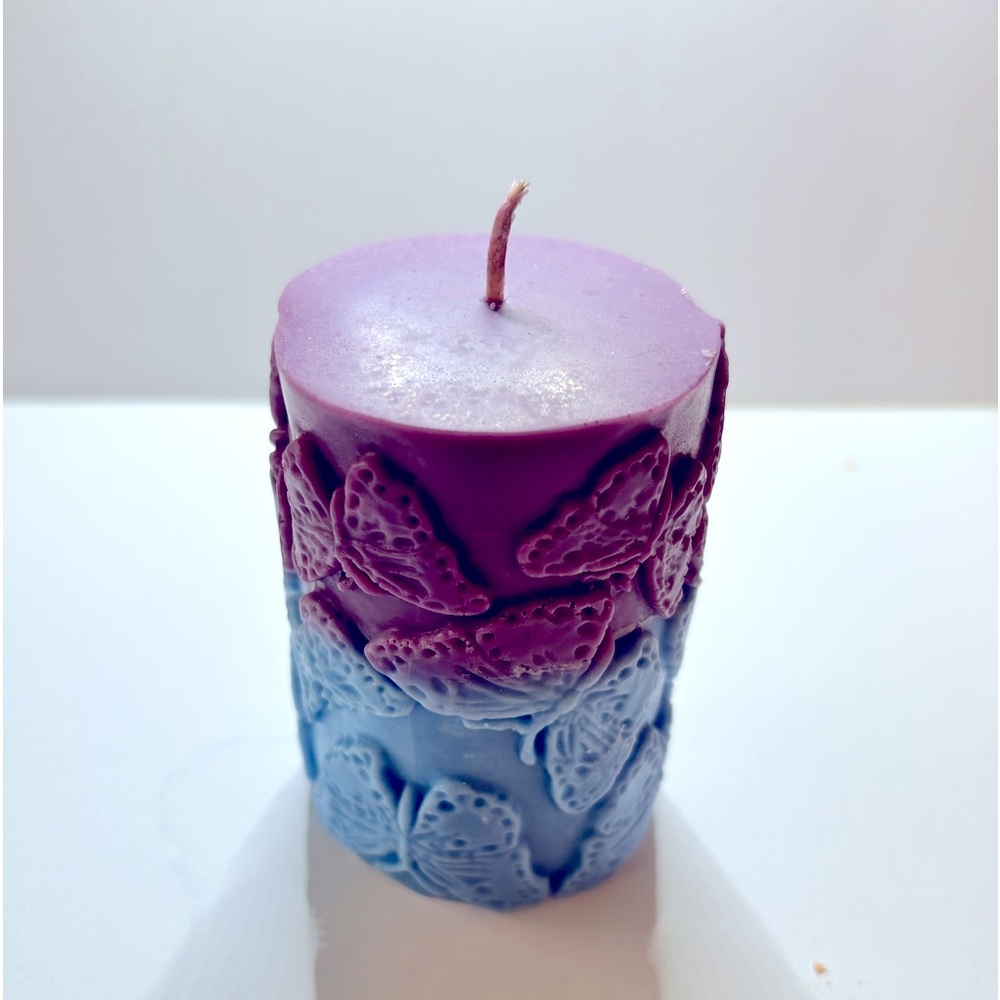 Hand Crafted Lavender & Vanilla Scented Candle (Pillar)